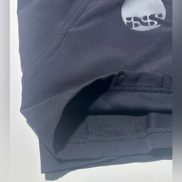 Men’s IXS Carve mountain bike shorts in Medium. - Picture 5 of 6
